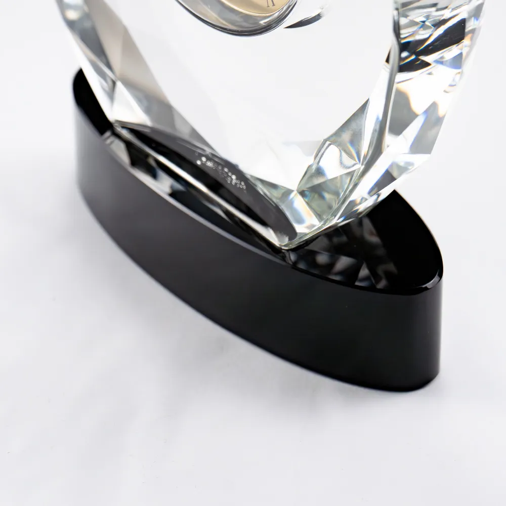 Round-Crystal-Clock-Awards-TR-10-Base.webp